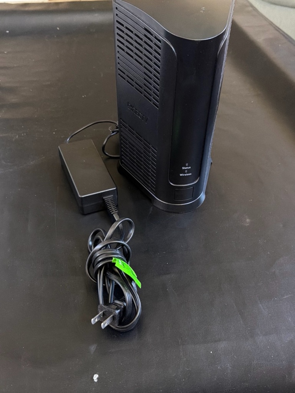 NETGEAR Black Vertical Wireless Router with Power Adapter